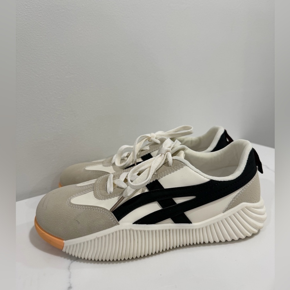 De Florance Size 8.5 DF Cloudea sneakers in beige and black - Picture 6 of 9